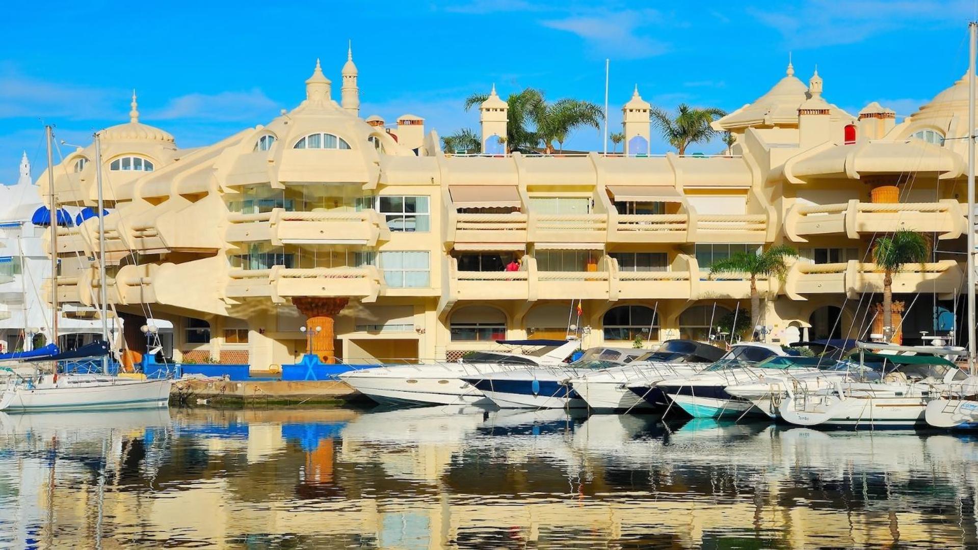 Comfy And Cozy Stay Piscis Benalmadena Bagian luar foto